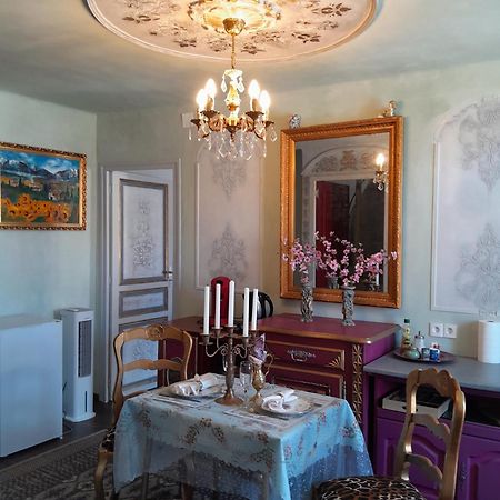 Appartement De Ville Medievale Vinca Eksteriør bilde