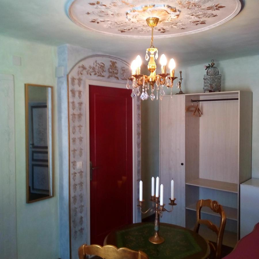 Appartement De Ville Medievale Vinca Eksteriør bilde