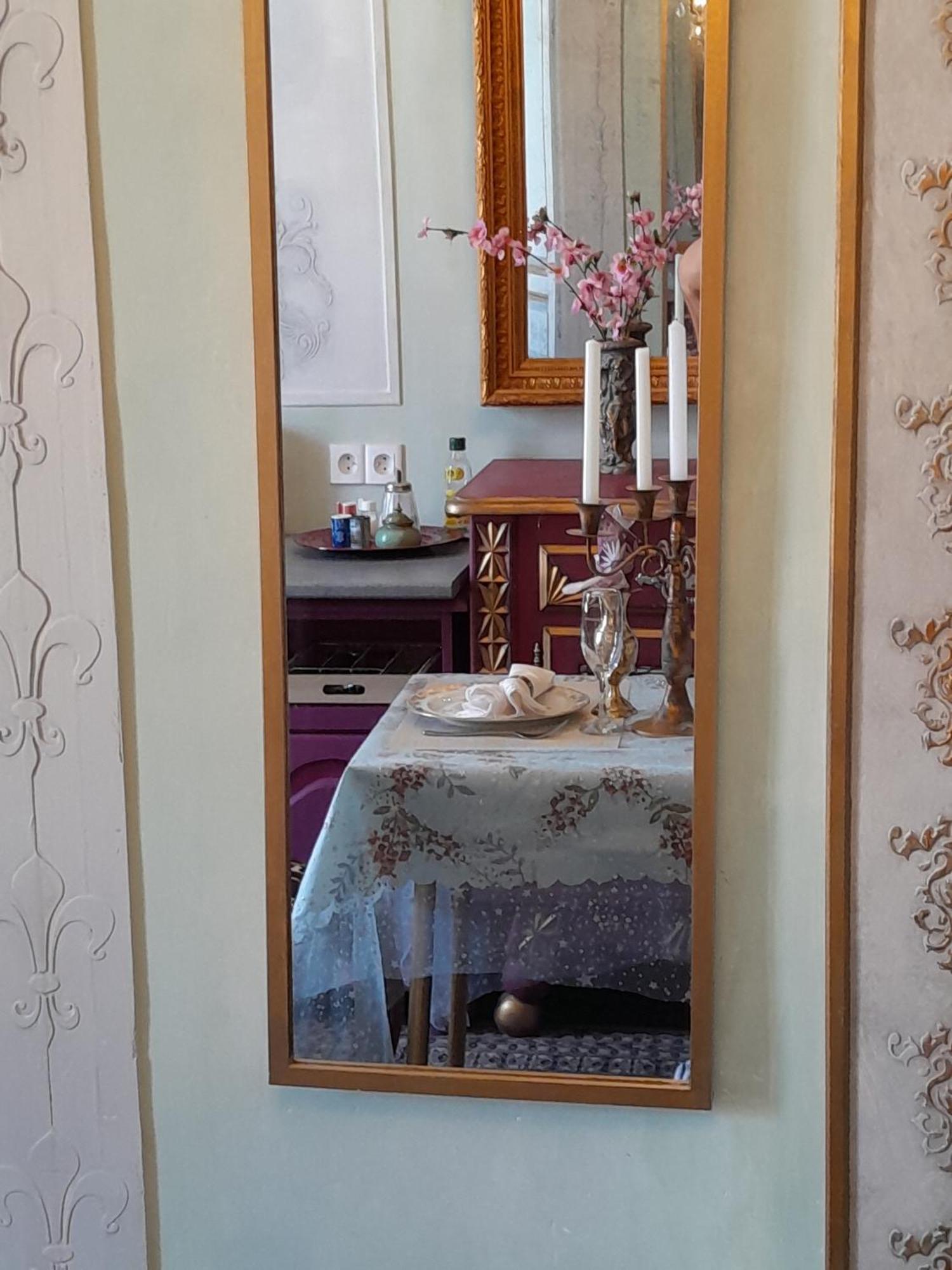 Appartement De Ville Medievale Vinca Eksteriør bilde